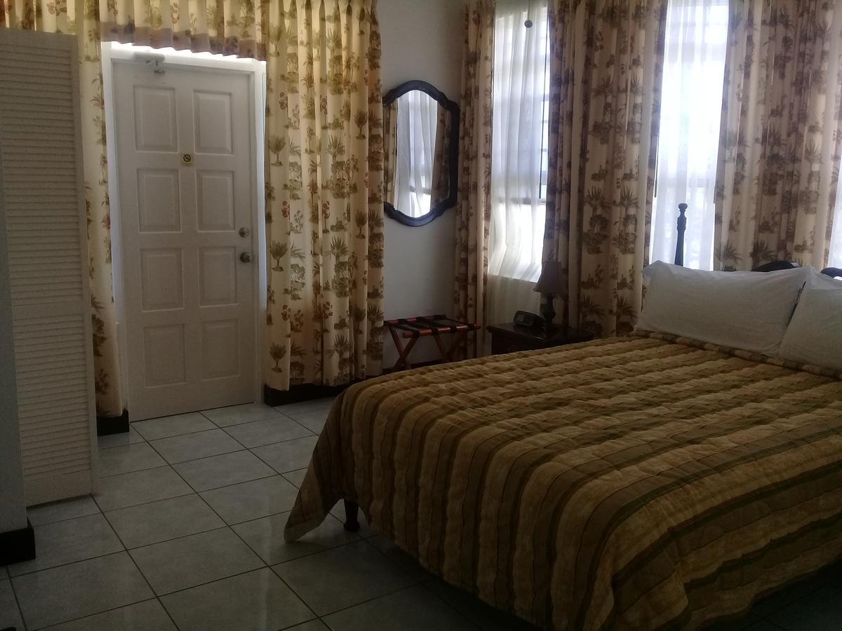 Pink Rock Inn Bed And Breakfast Ocho Rios Luaran gambar